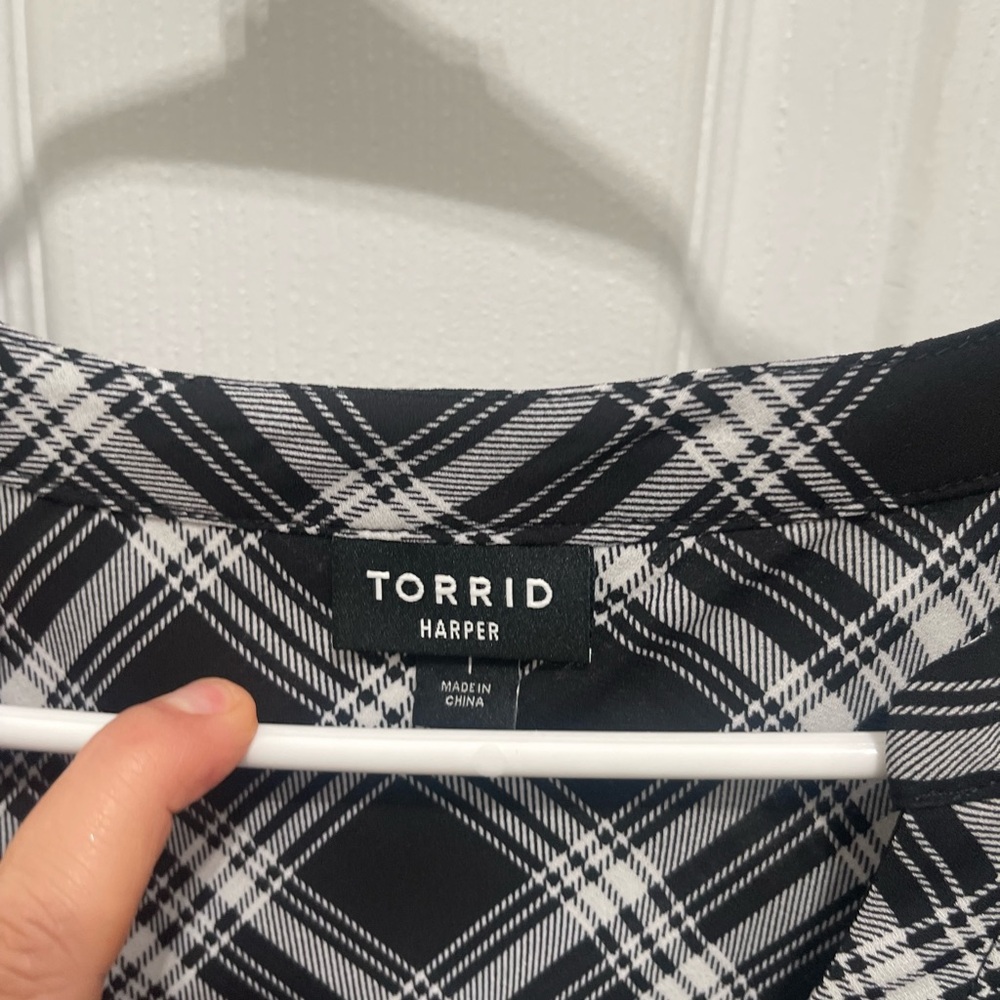 Torrid Harper Black and White Checkered Blouse - Picture 15 of 15